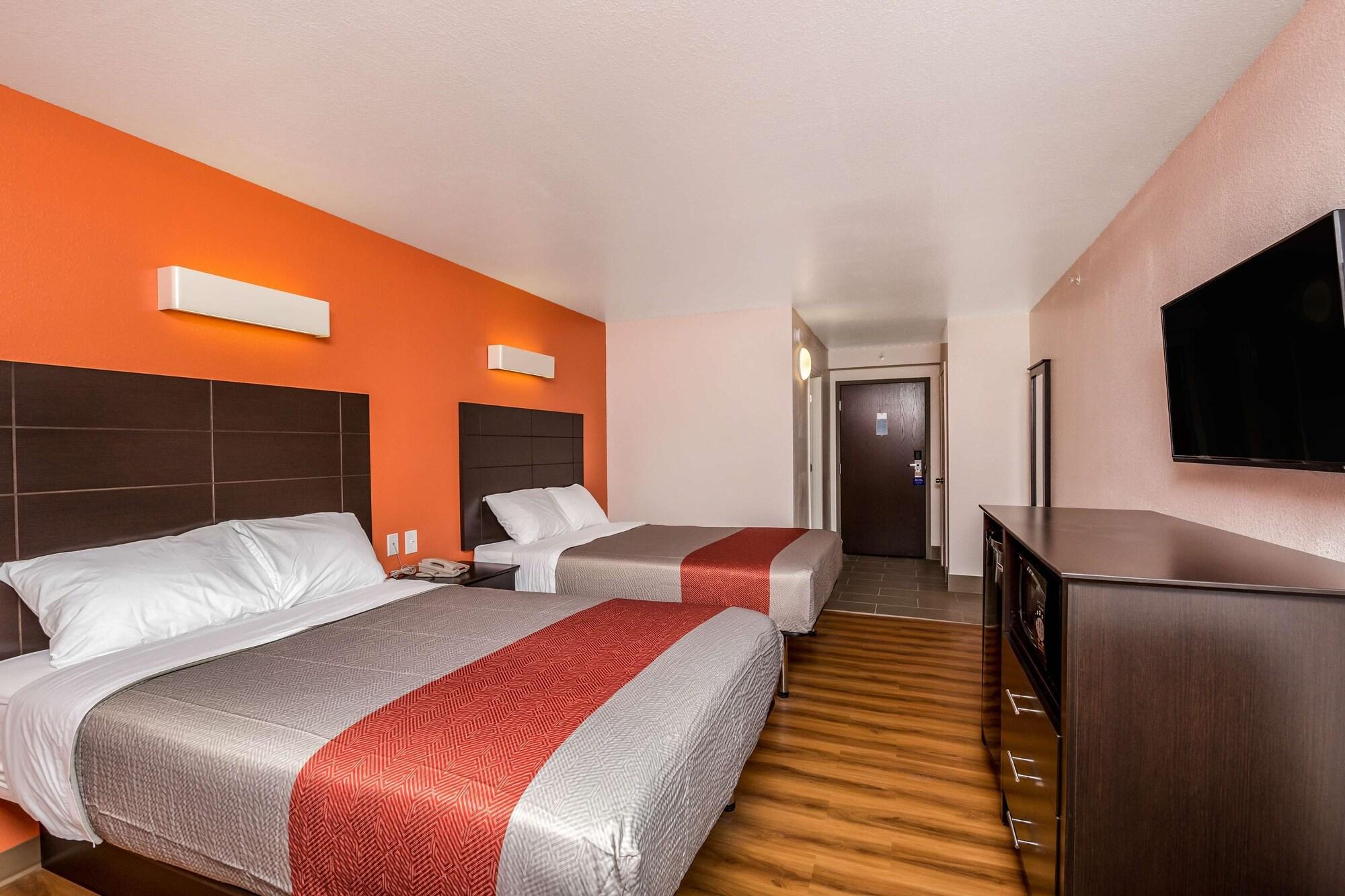 Motel 6 Peoria Exterior photo