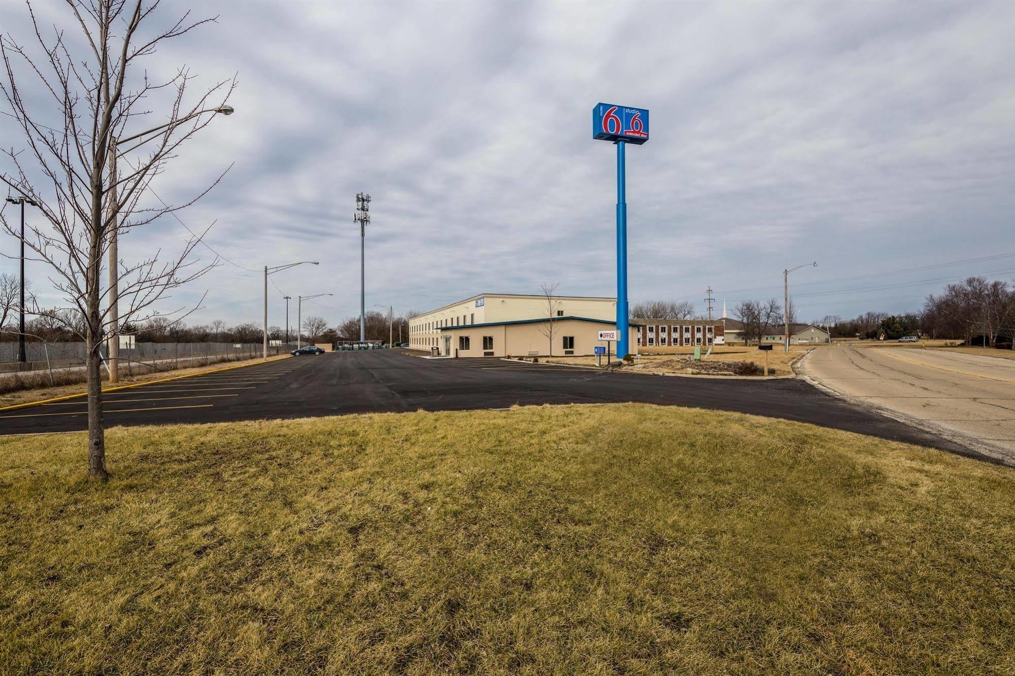 Motel 6 Peoria Exterior photo