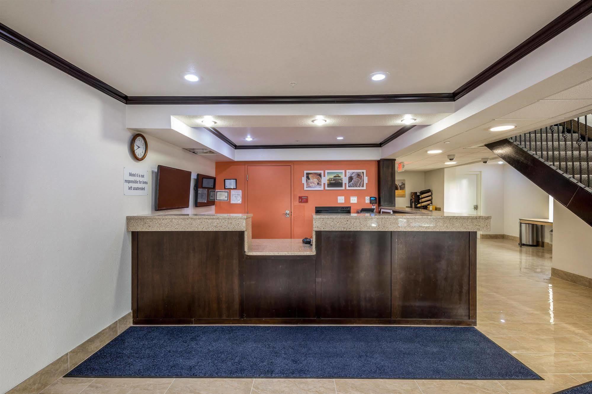 Motel 6 Peoria Exterior photo